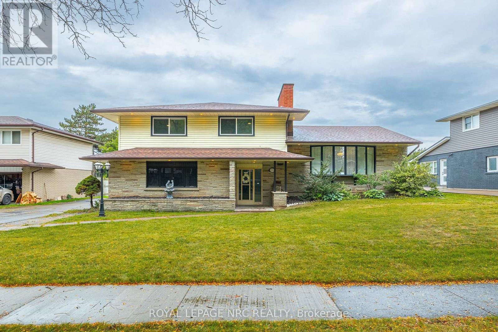 3797 Wiltshire Boulevard, Niagara Falls, Ontario  L2J 3E5 - Photo 1 - X12471734