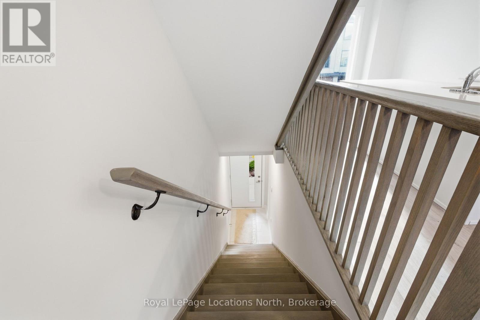 42 Winters Crescent, Collingwood, Ontario  L9Y 5H8 - Photo 4 - S12471636