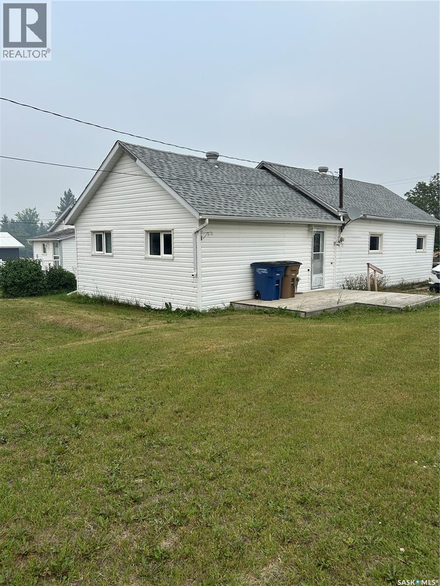 203 Prouse STREET, Kelvington, Saskatchewan