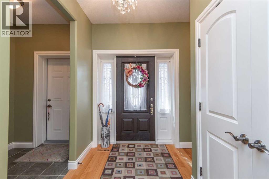 107 Wyndham Crescent, Red Deer, Alberta  T4N 7G9 - Photo 2 - A2227127