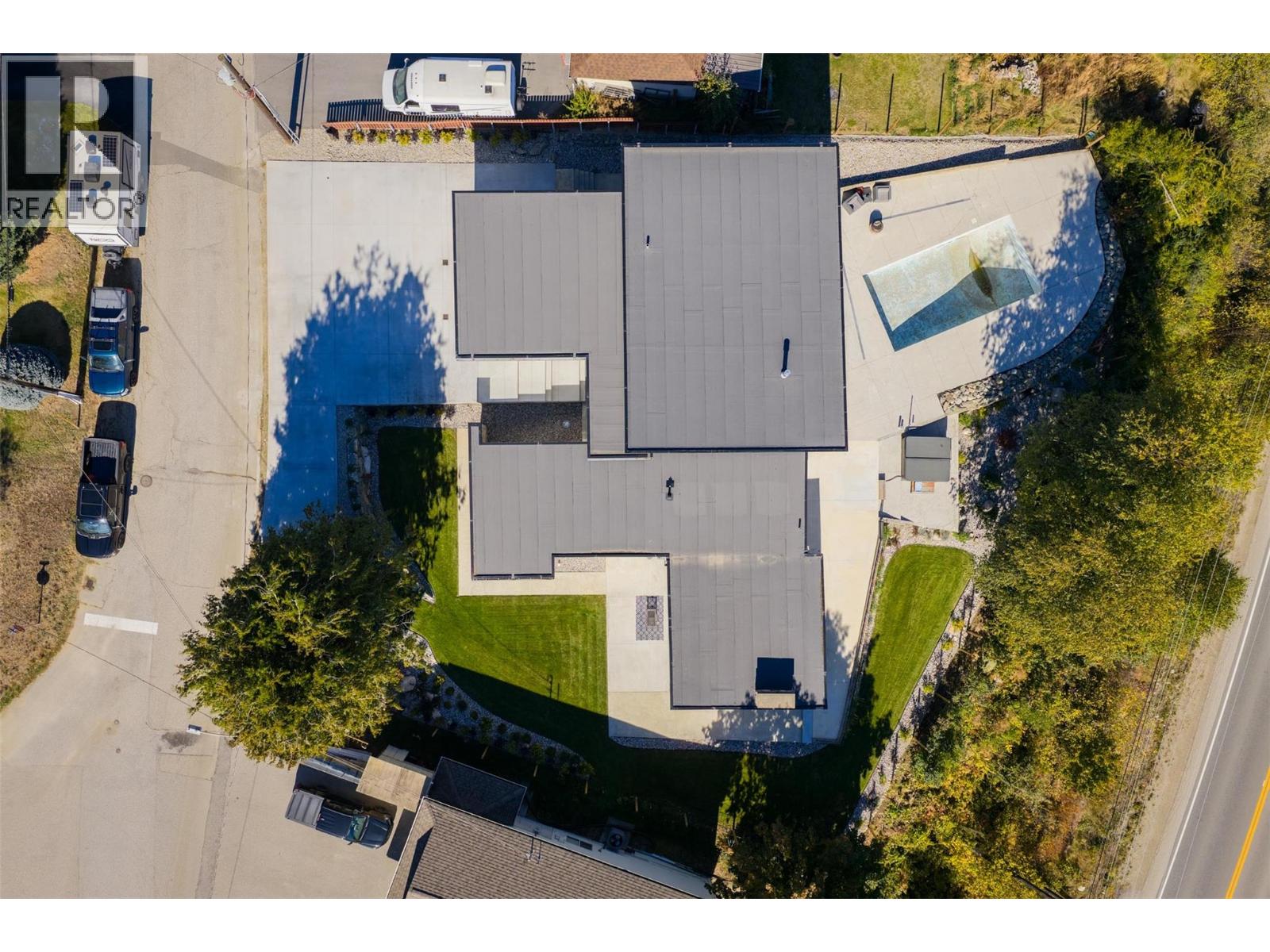 3429 8th Avenue, Castlegar, British Columbia  V1N 4L1 - Photo 86 - 10366107