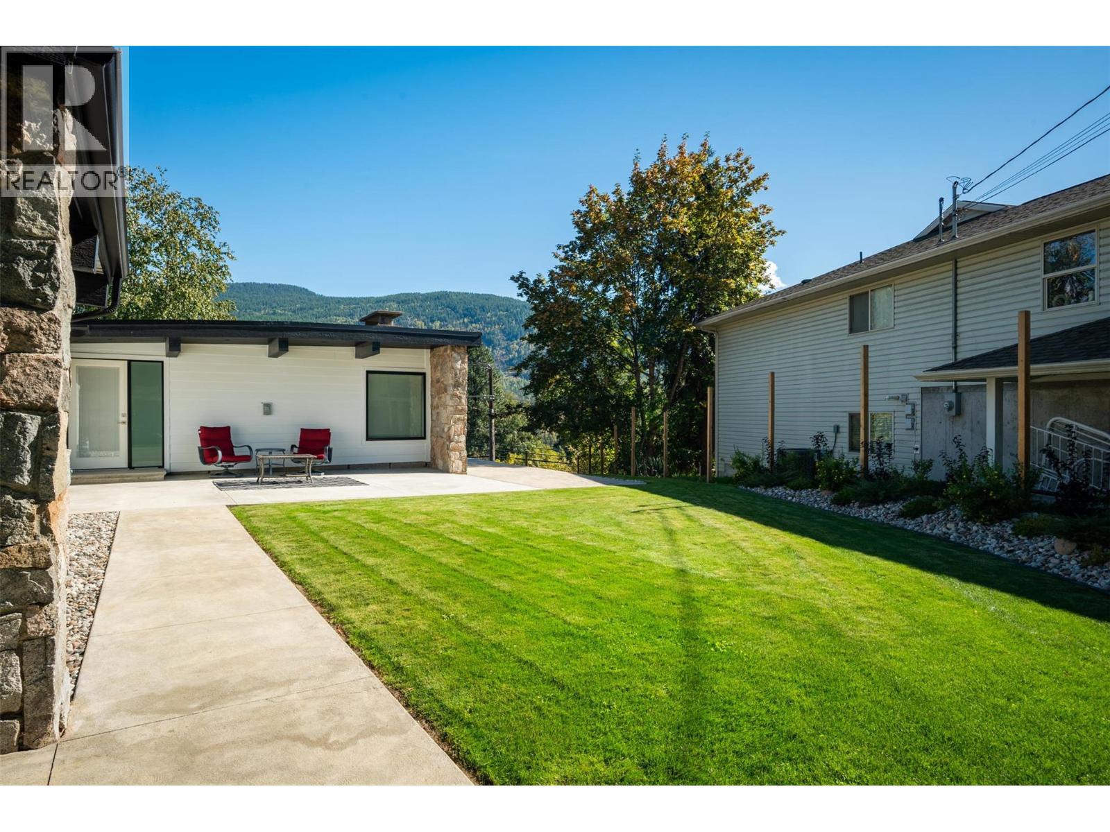 3429 8th Avenue, Castlegar, British Columbia  V1N 4L1 - Photo 66 - 10366107
