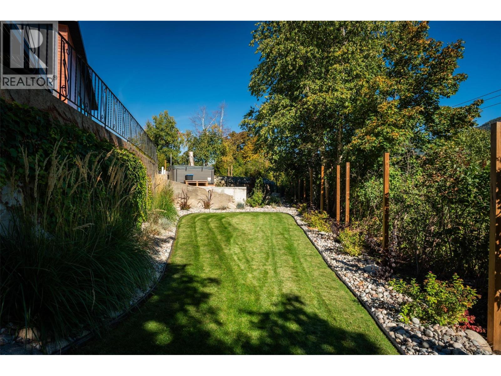 3429 8th Avenue, Castlegar, British Columbia  V1N 4L1 - Photo 72 - 10366107
