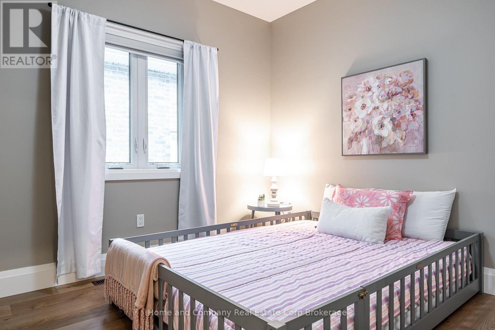 121 Glass Street, St. Marys, Ontario  N4X 0C1 - Photo 10 - X12471632