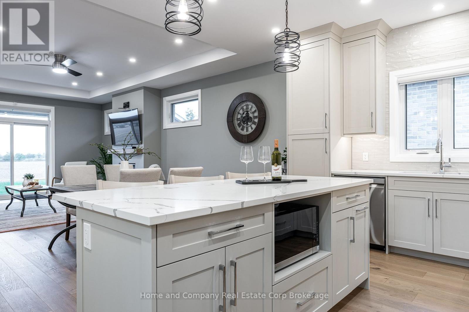121 Glass Street, St. Marys, Ontario  N4X 0C1 - Photo 12 - X12471632