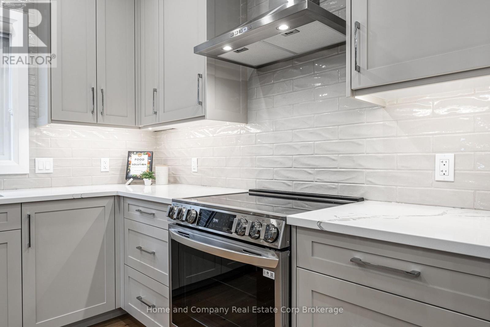 121 Glass Street, St. Marys, Ontario  N4X 0C1 - Photo 14 - X12471632