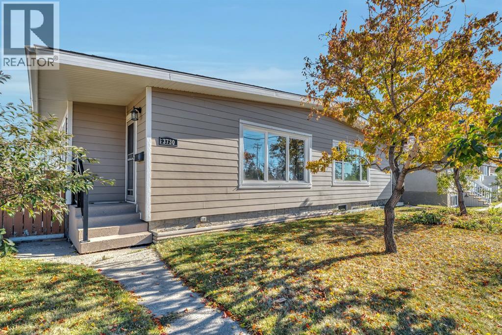 3730 37 Street Sw, Calgary, Alberta  T3E 3C3 - Photo 1 - A2265052