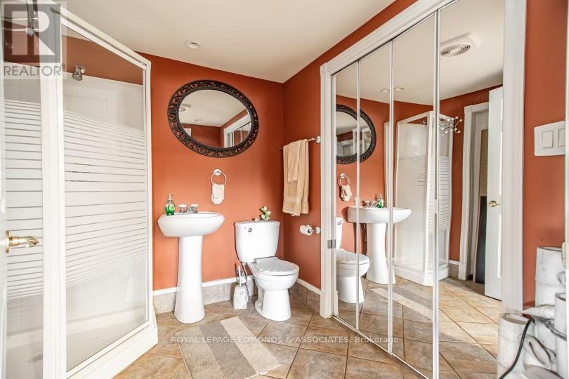 1315 Blakely Crescent W, Pembroke, Ontario  K8A 6Z9 - Photo 34 - X12230355