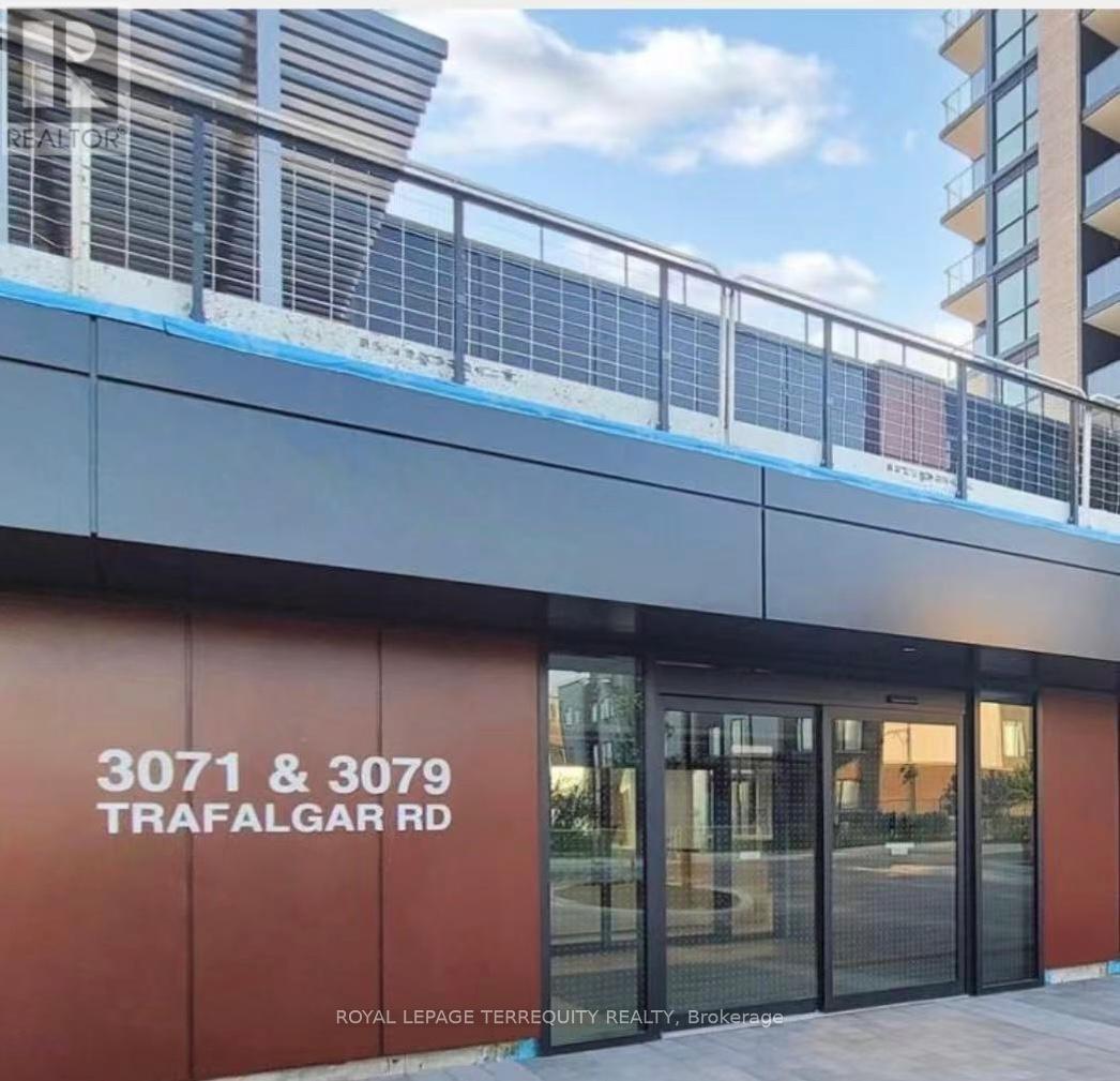 1809 - 3079 TRAFALGAR ROAD, Oakville, Ontario