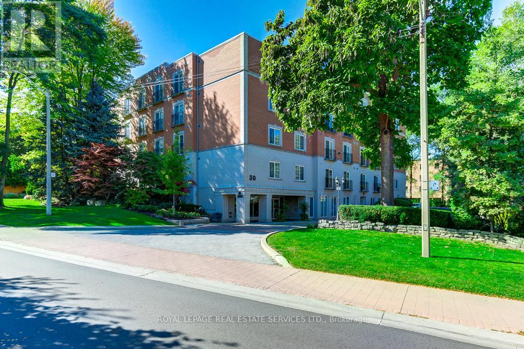 101 - 30 ANGLESEY BOULEVARD, Toronto, Ontario