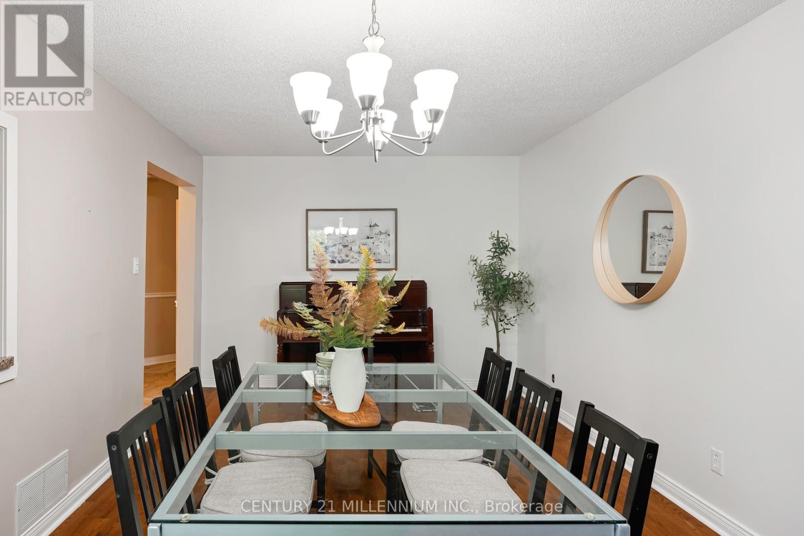 174 Lisa Marie Drive, Orangeville, Ontario  L9W 4P7 - Photo 11 - W12471602