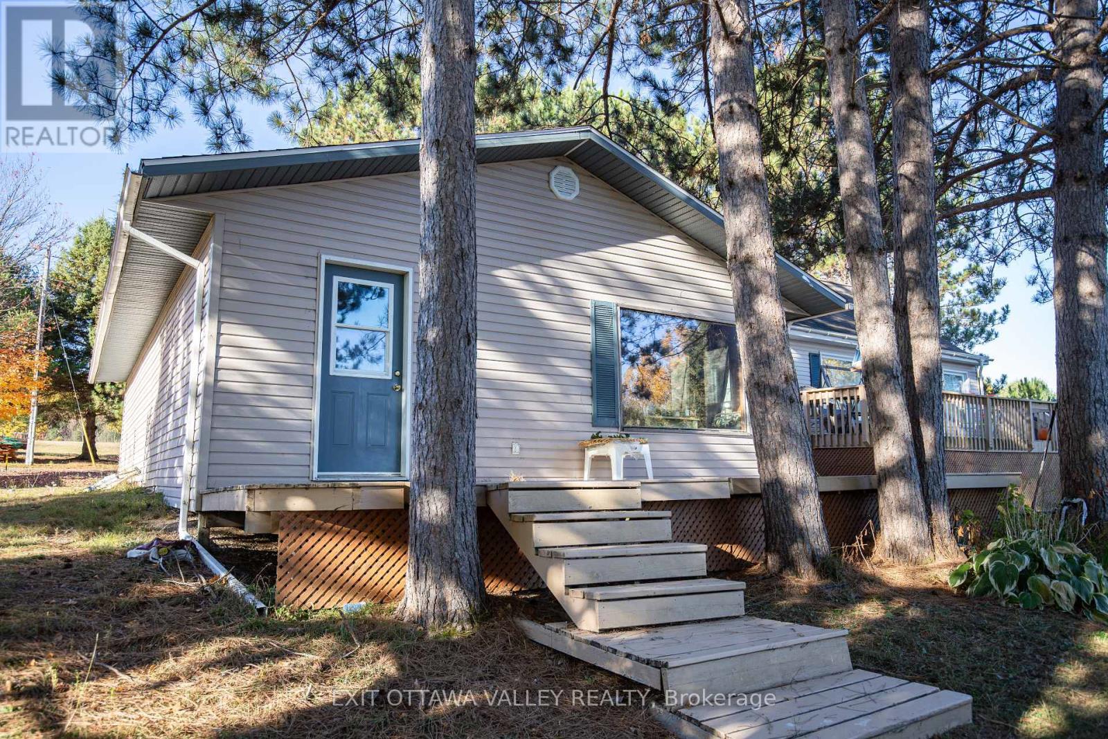 78 Sandpiper Trail, Head, Ontario  K0J 2B0 - Photo 4 - X12471679