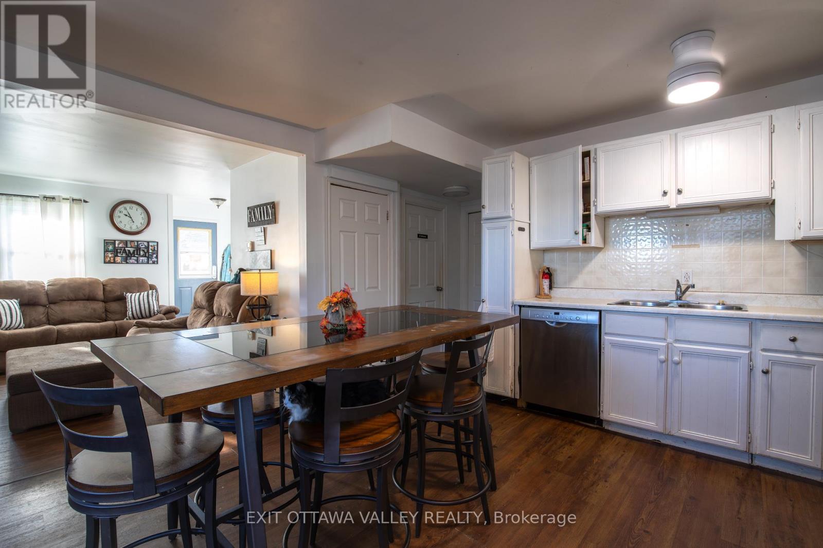 78 Sandpiper Trail, Head, Ontario  K0J 2B0 - Photo 5 - X12471679