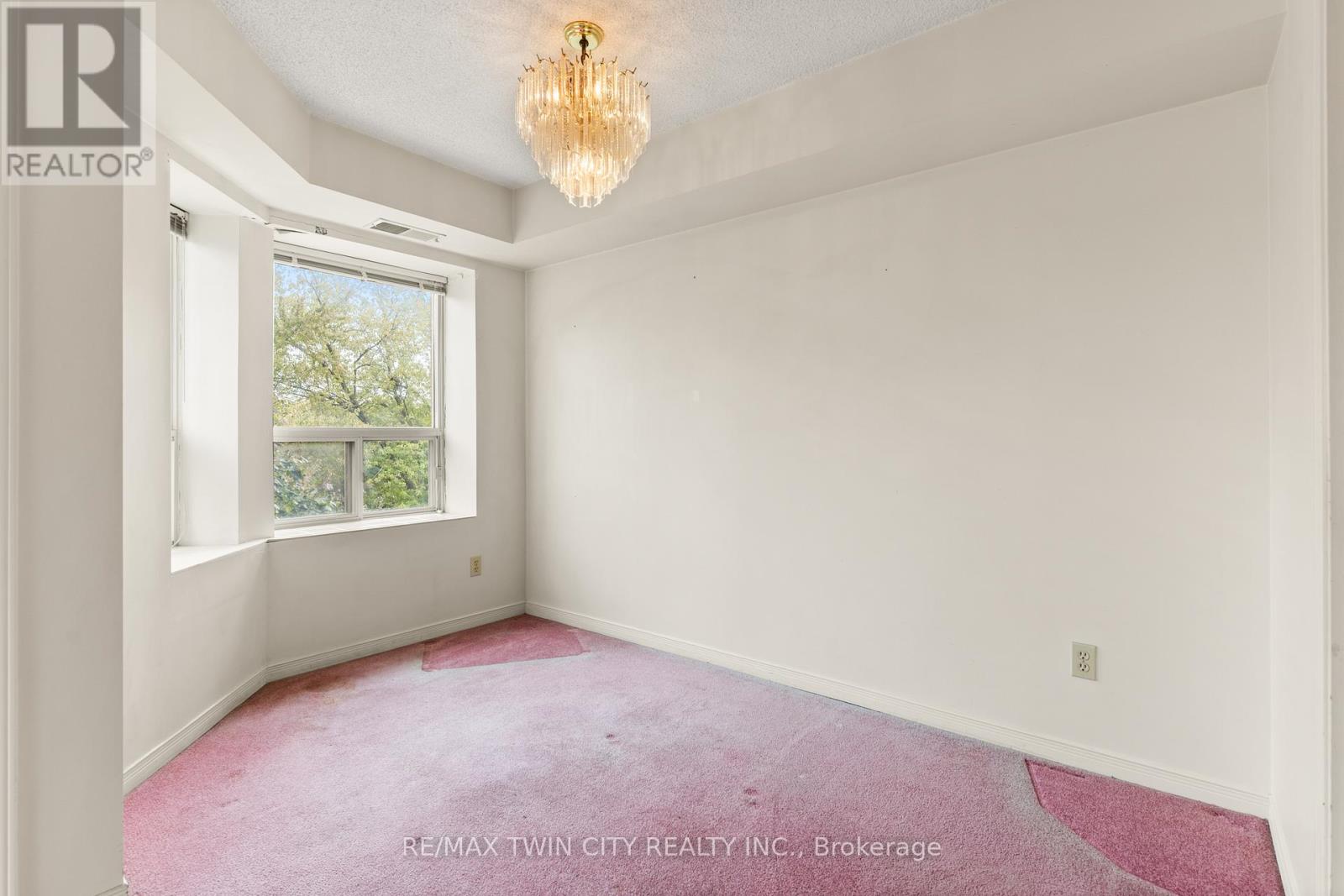 404 - 281 Bristol Street, Guelph, Ontario  N1H 8J3 - Photo 16 - X12471533