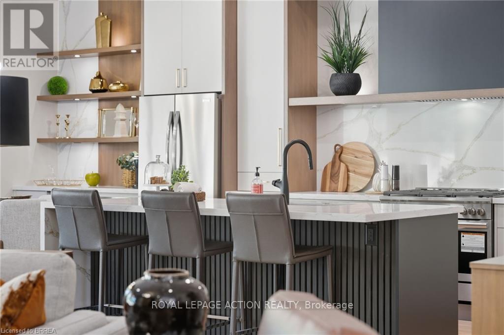 141 Parkside Drive, Brantford, Ontario  N3T 0S9 - Photo 16 - X12471559