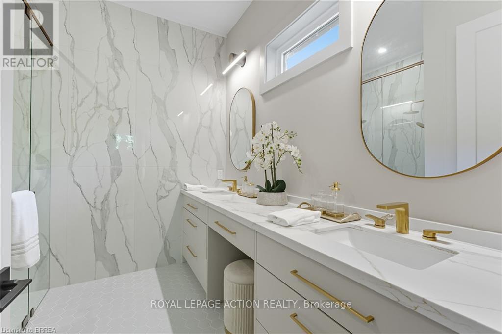 141 Parkside Drive, Brantford, Ontario  N3T 0S9 - Photo 27 - X12471559