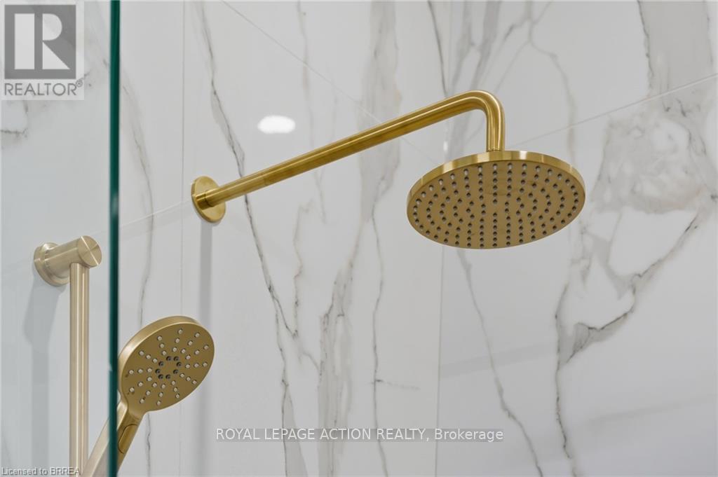 141 Parkside Drive, Brantford, Ontario  N3T 0S9 - Photo 29 - X12471559