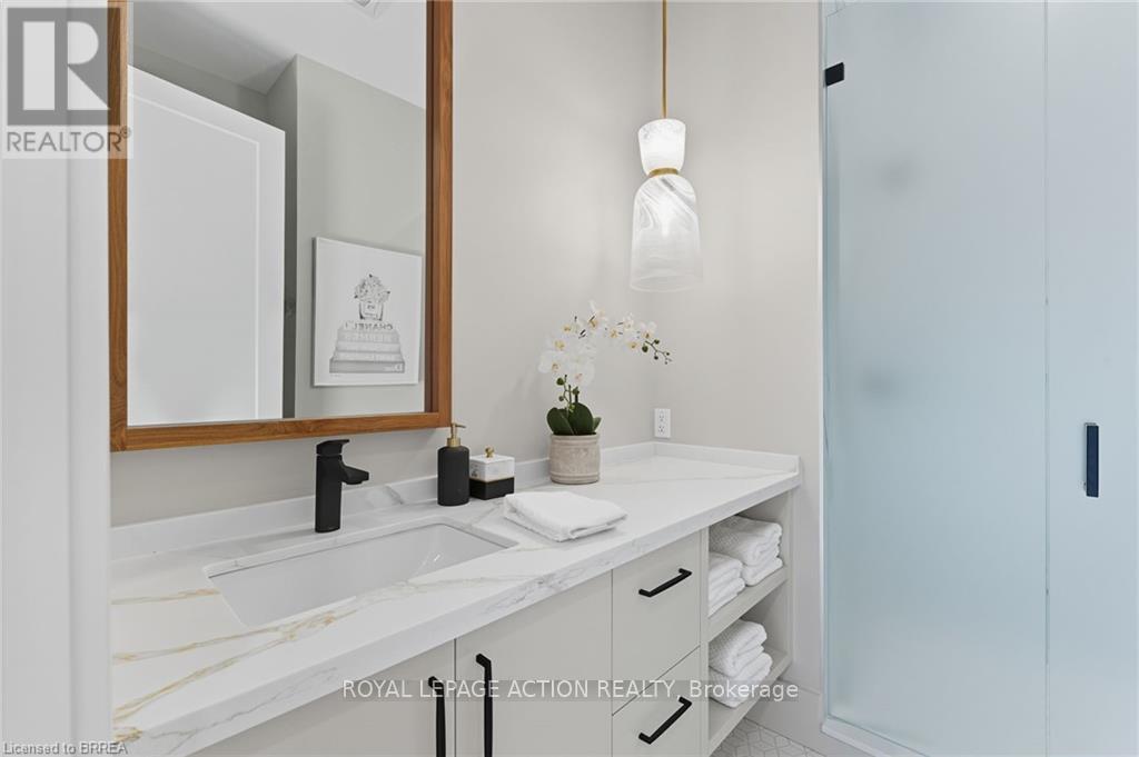 141 Parkside Drive, Brantford, Ontario  N3T 0S9 - Photo 31 - X12471559