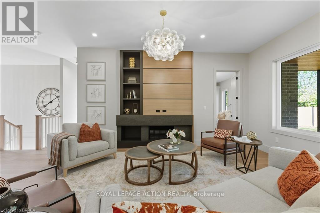 141 Parkside Drive, Brantford, Ontario  N3T 0S9 - Photo 6 - X12471559