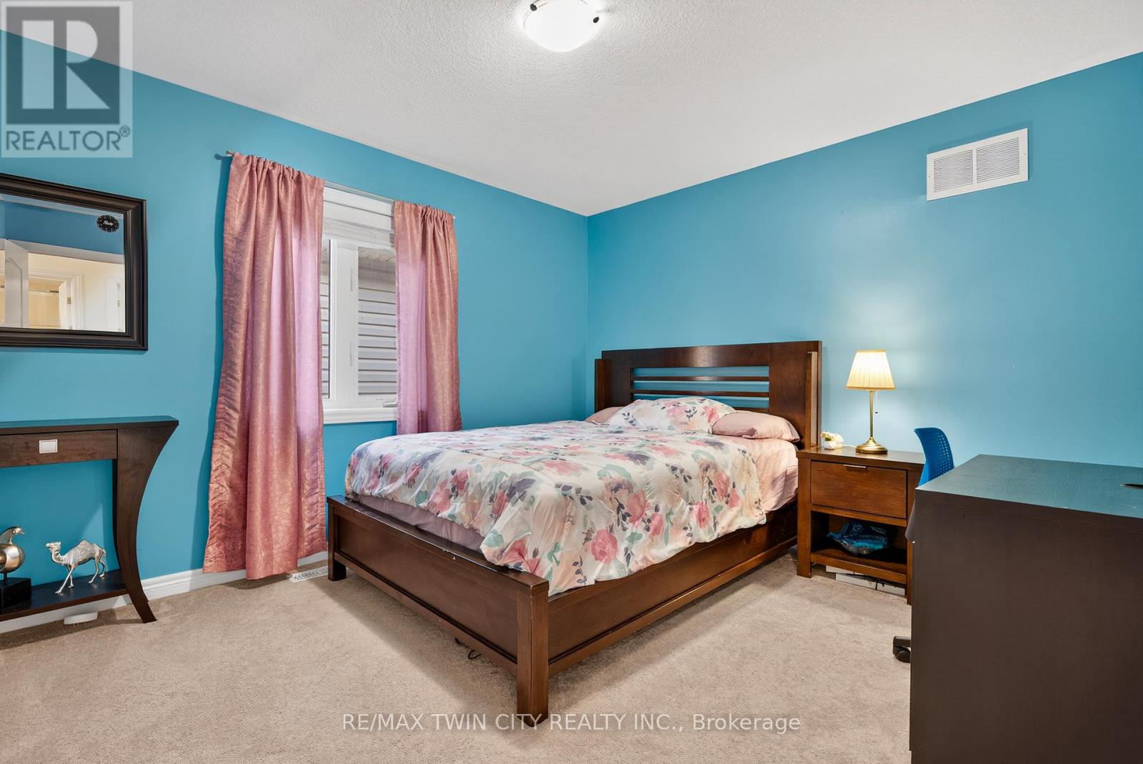 411 Linden Drive, Cambridge, Ontario  N3H 0C2 - Photo 31 - X12471568