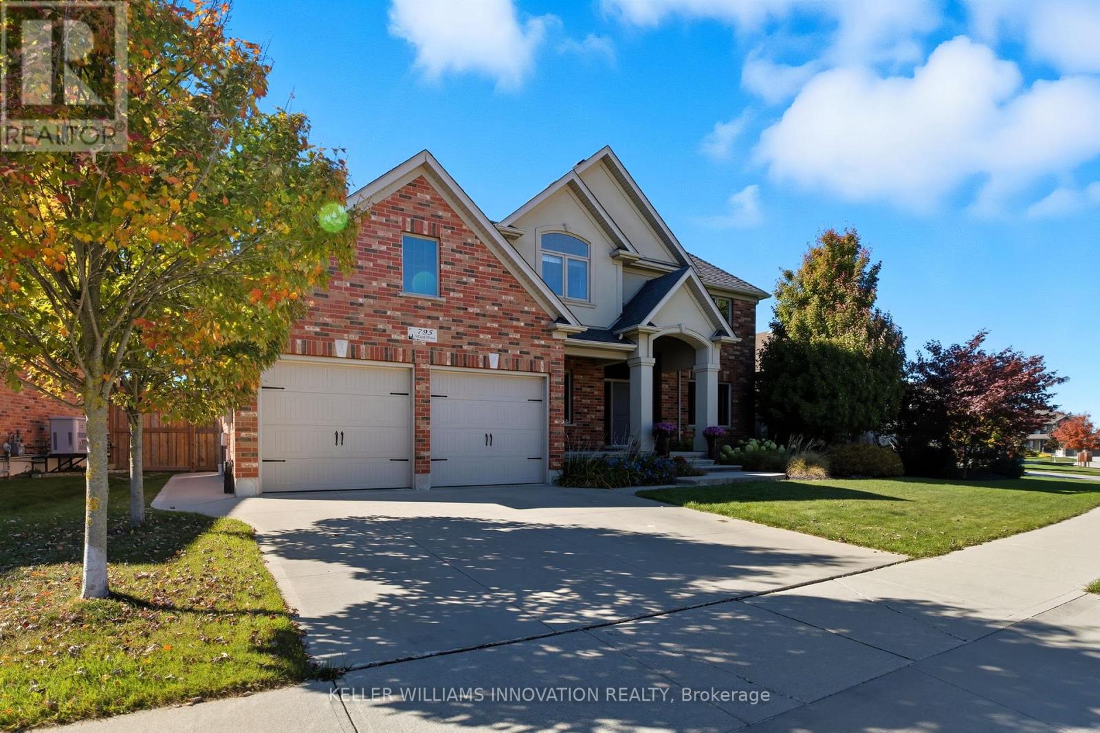 795 Wood Drive, North Perth, Ontario  N4W 0C4 - Photo 5 - X12471577