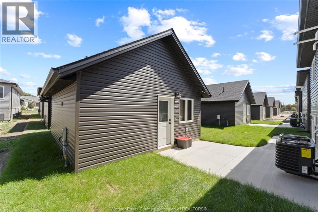 MLS# 25026464: 1826 MEIGHEN Unit# 3, Windsor, Canada