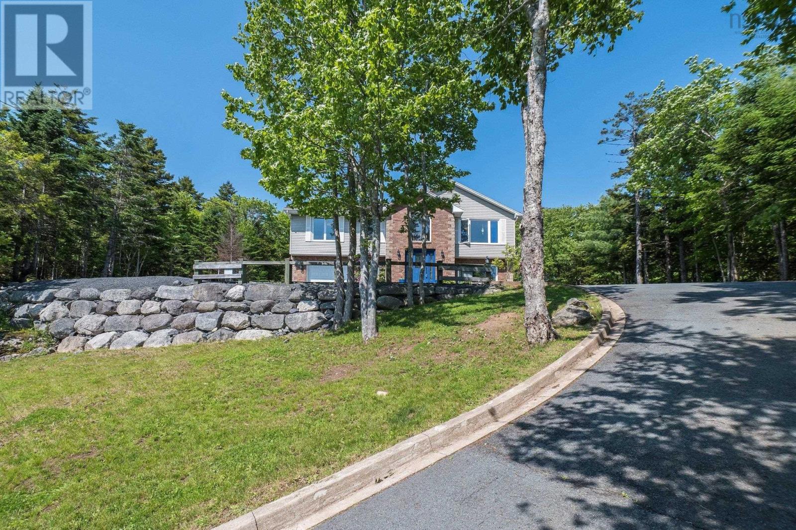 28 Roupen Court, Hammonds Plains, Nova Scotia  B4B 1L2 - Photo 36 - 202515064