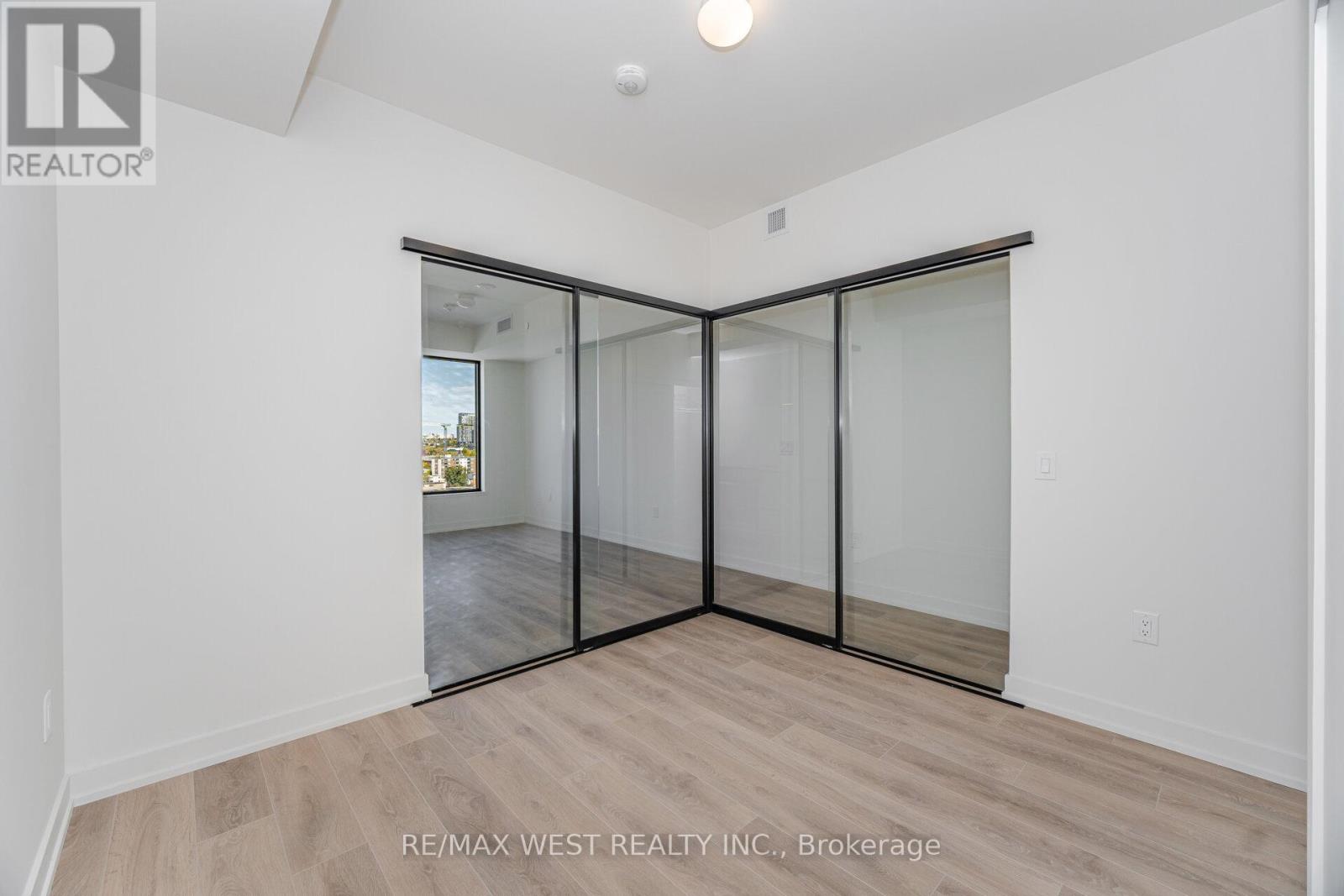 1113 - 181 Sterling Road, Toronto, Ontario  M6R 2B2 - Photo 20 - C12471624