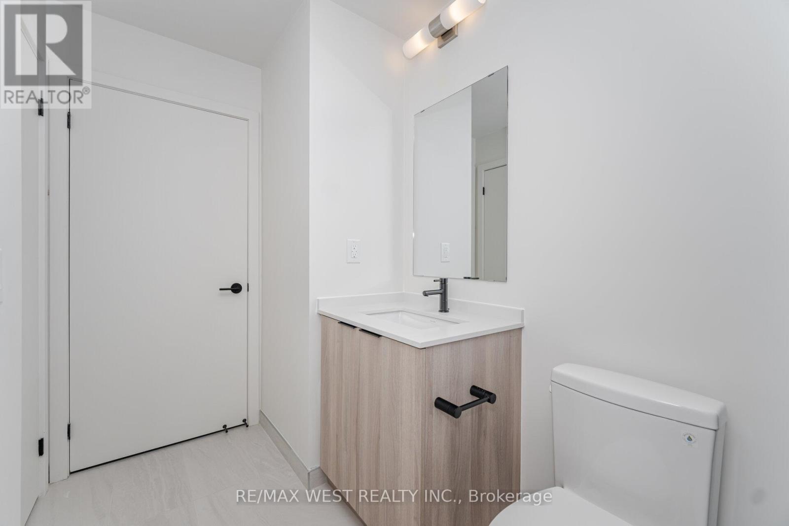 1113 - 181 Sterling Road, Toronto, Ontario  M6R 2B2 - Photo 22 - C12471624