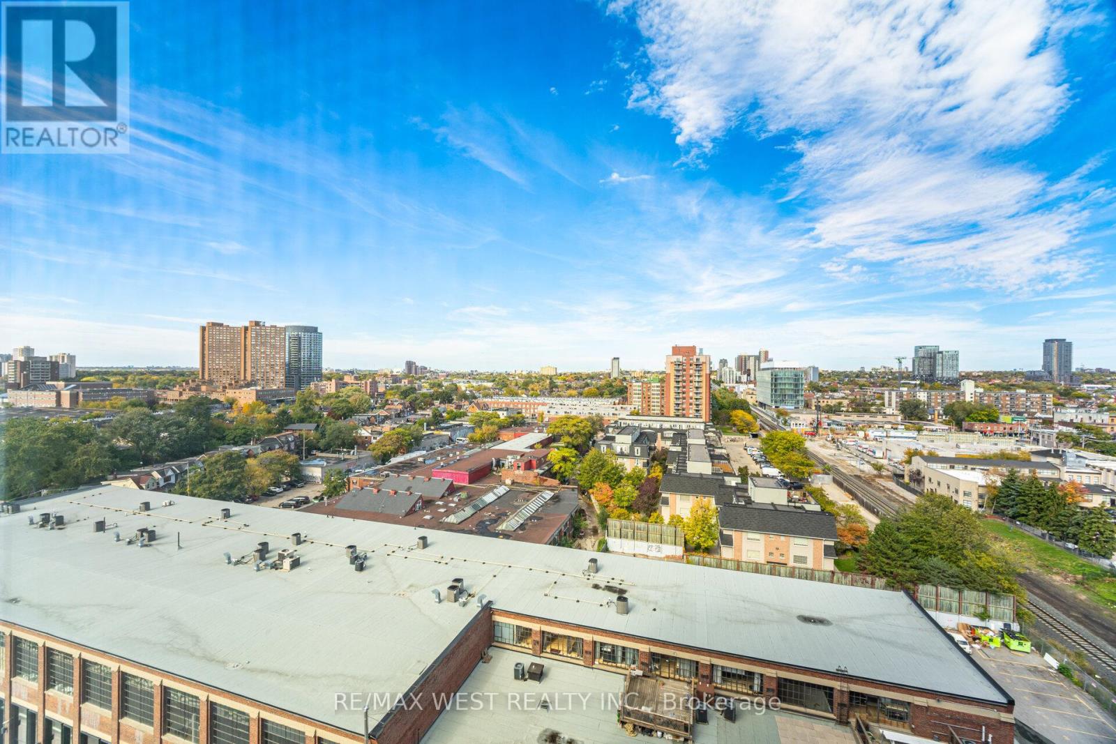 1113 - 181 Sterling Road, Toronto, Ontario  M6R 2B2 - Photo 25 - C12471624