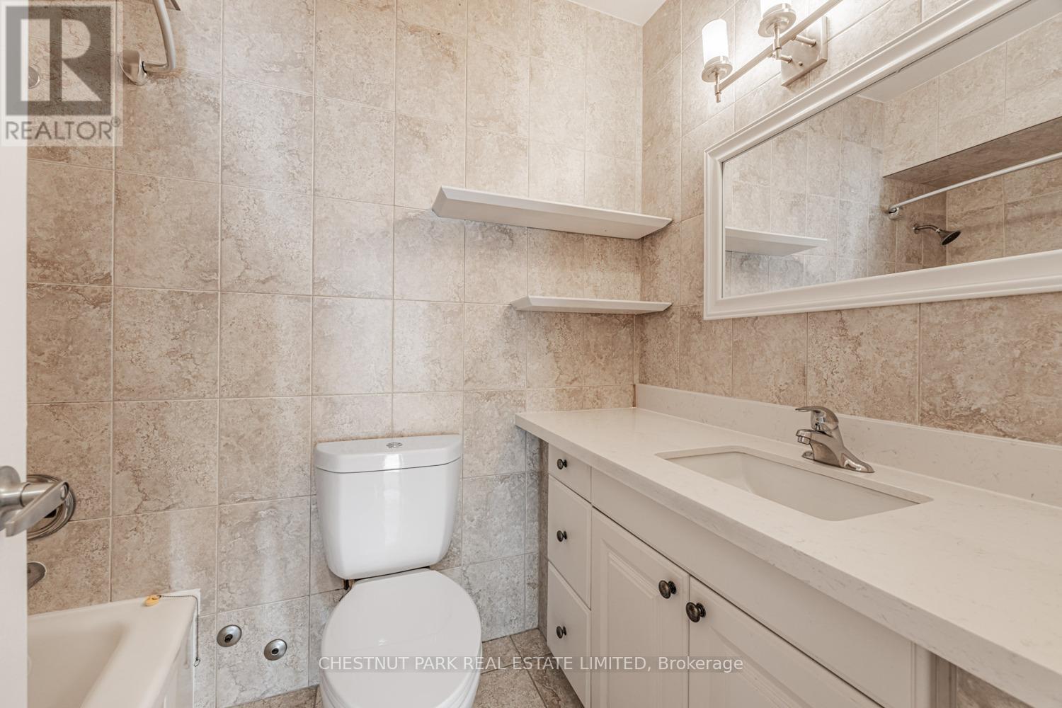 105 - 2500 Bathurst Street, Toronto, Ontario  M6B 2Y8 - Photo 11 - C12471647