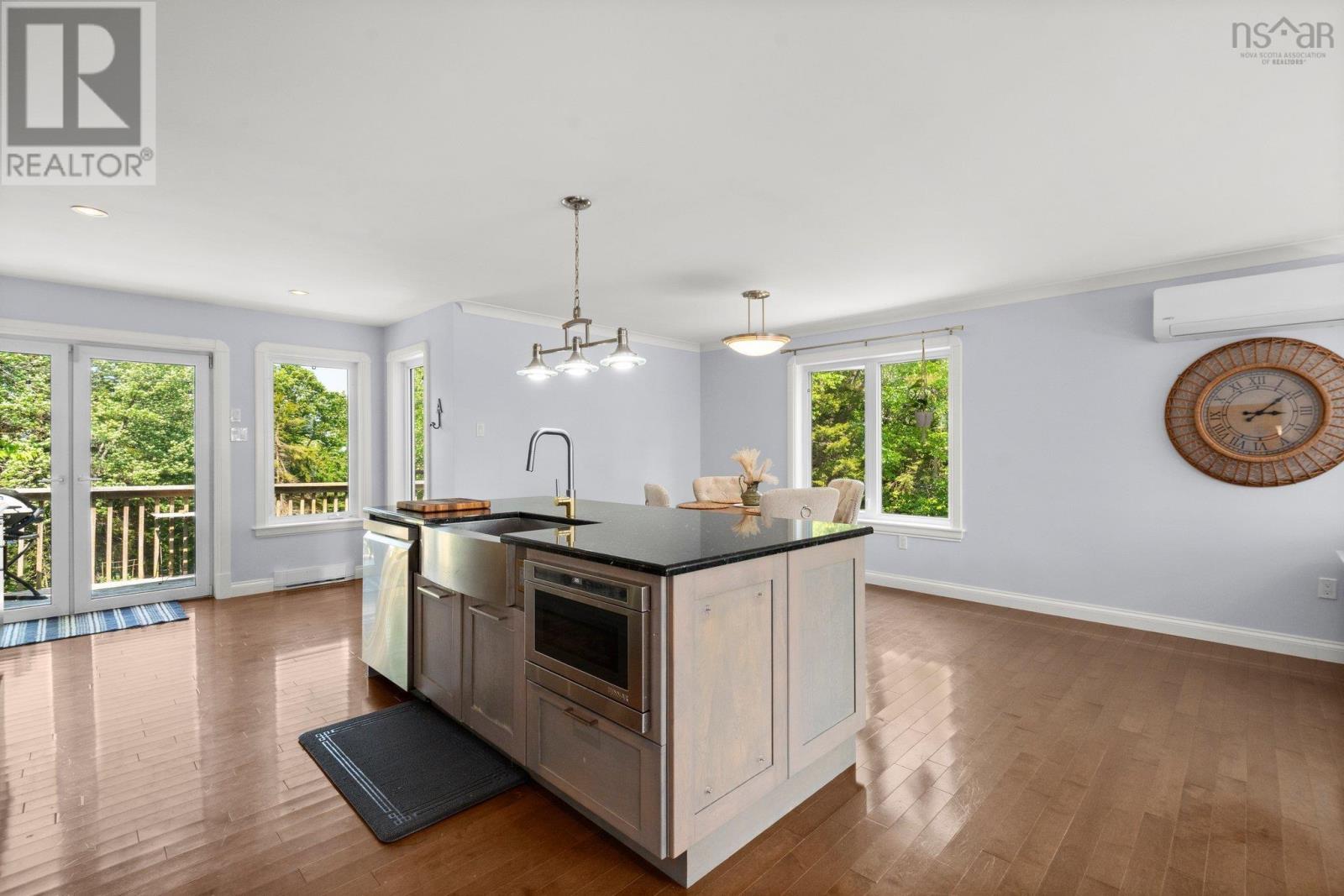 28 Roupen Court, Hammonds Plains, Nova Scotia  B4B 1L2 - Photo 7 - 202515064