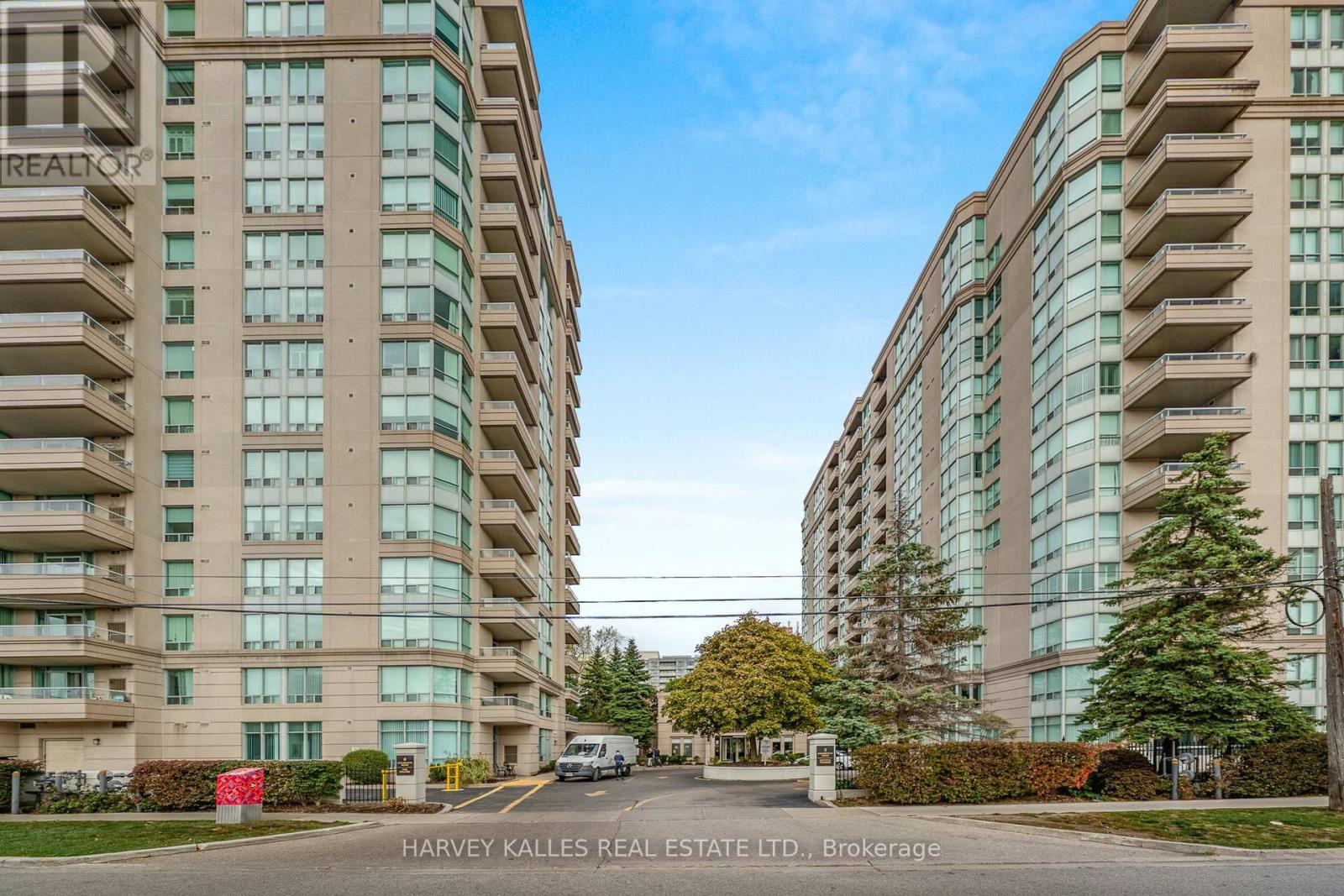 710 - 2 COVINGTON ROAD, Toronto, Ontario
