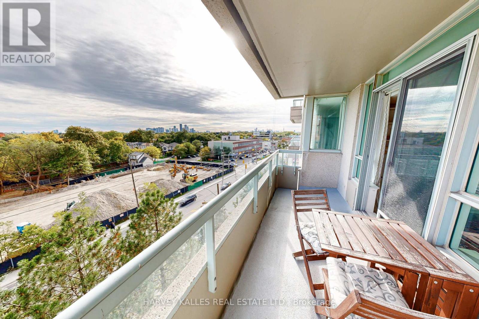 710 - 2 Covington Road, Toronto, Ontario  M6A 3E2 - Photo 31 - C12471658