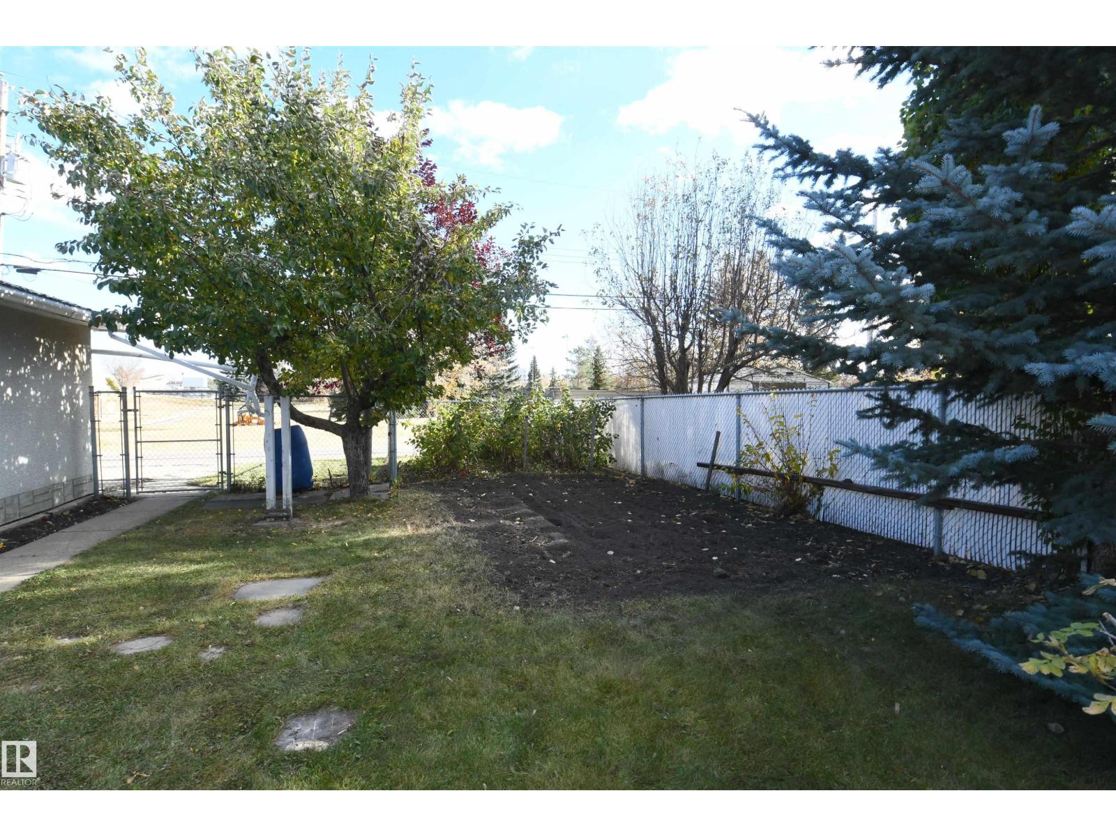 16 Camelot Av, Leduc, Alberta  T9E 4M3 - Photo 23 - E4462790