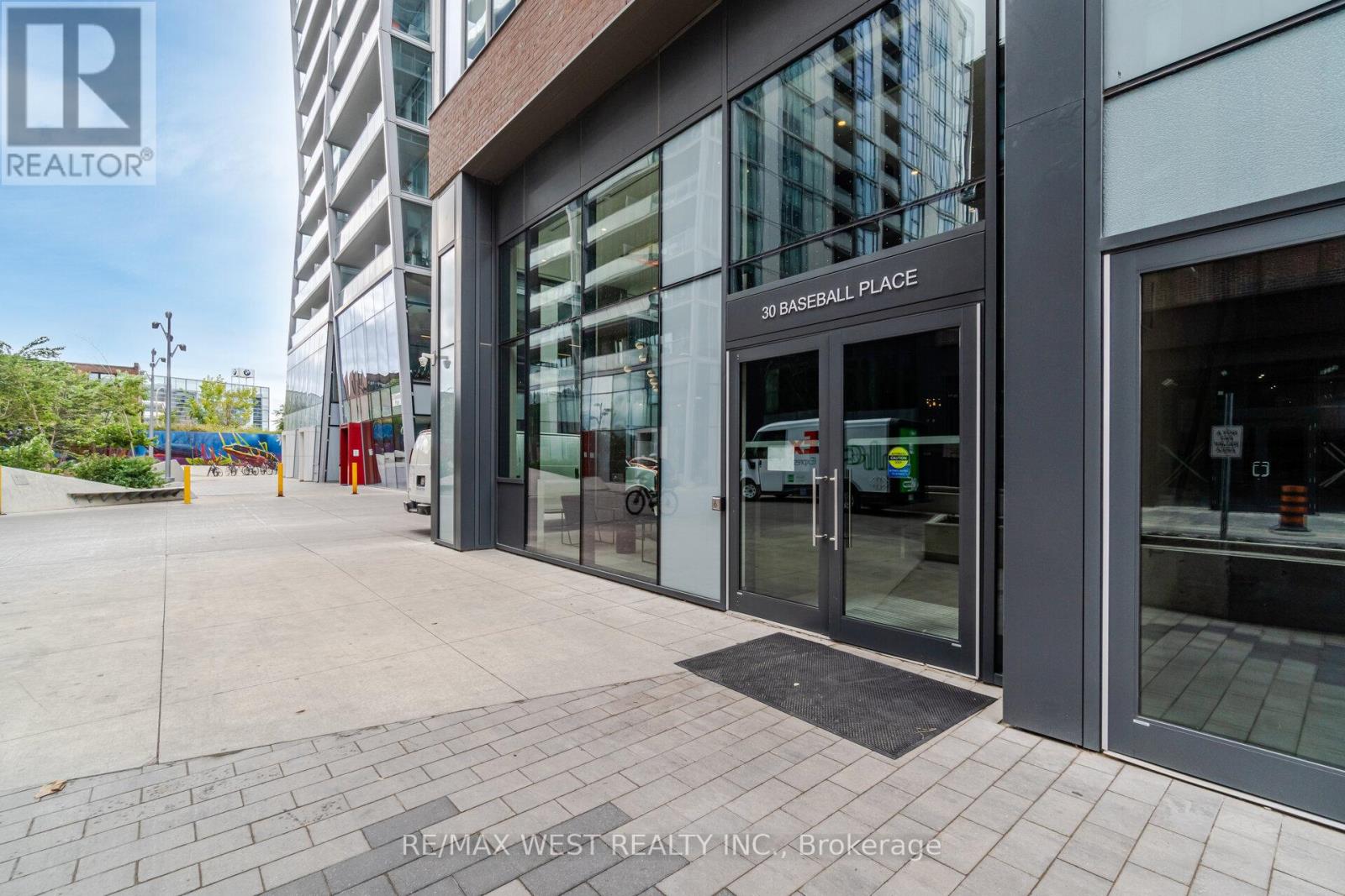 610 - 30 Baseball Place, Toronto, Ontario  M4M 0E8 - Photo 3 - E12471616