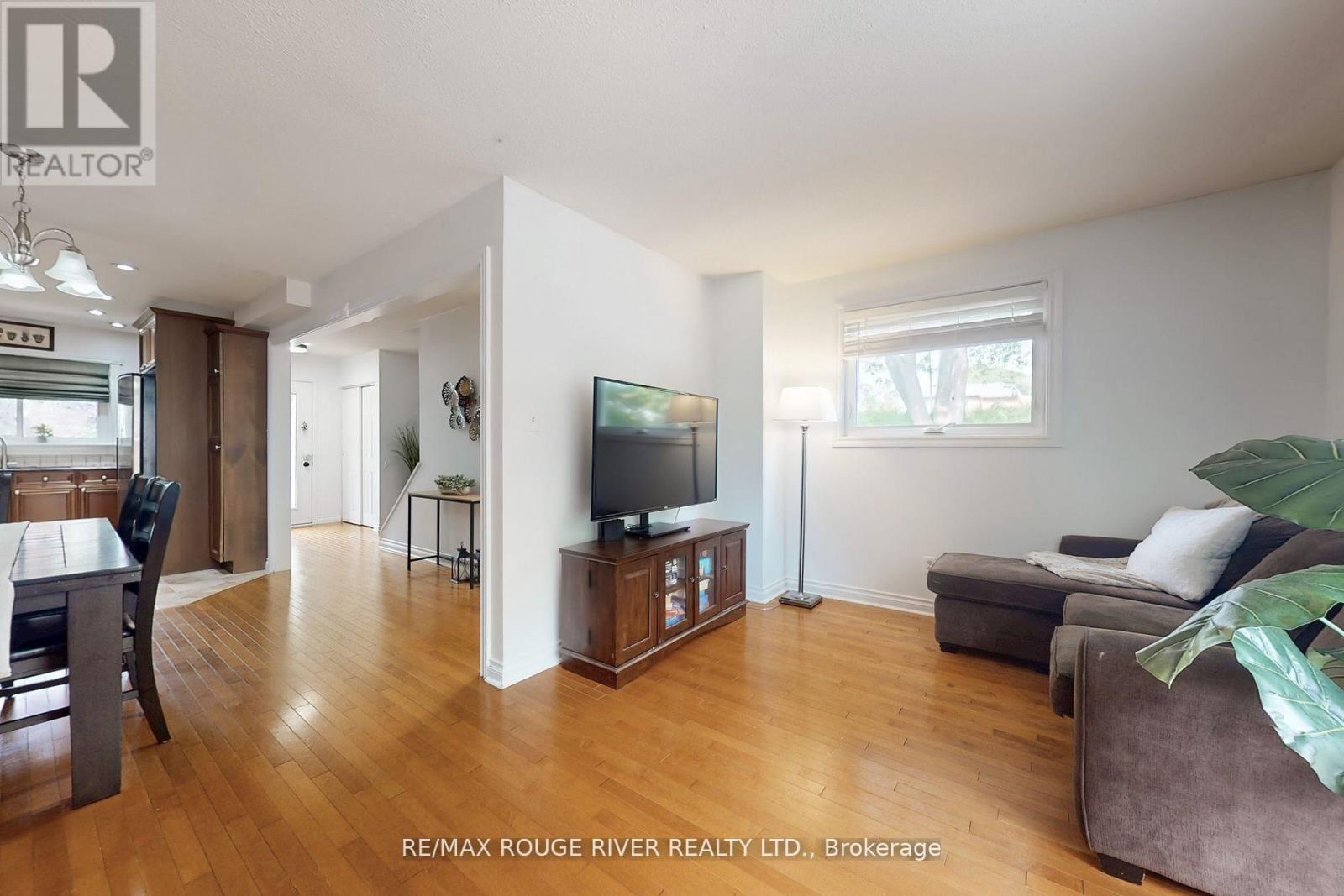 817 Finley Avenue, Ajax, Ontario  L1S 3S1 - Photo 4 - E12471733