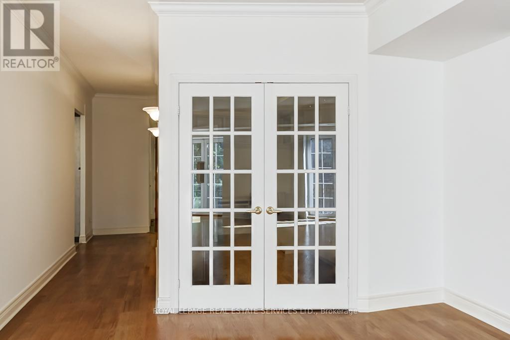 101 - 30 Anglesey Boulevard, Toronto, Ontario  M9A 3B5 - Photo 20 - W12471579