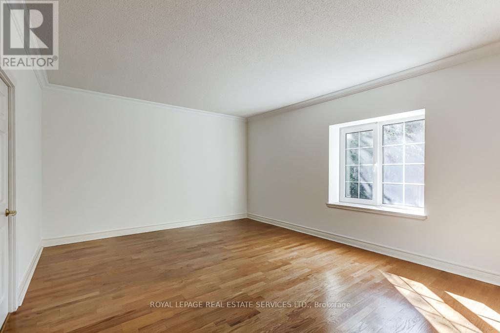 101 - 30 Anglesey Boulevard, Toronto, Ontario  M9A 3B5 - Photo 25 - W12471579