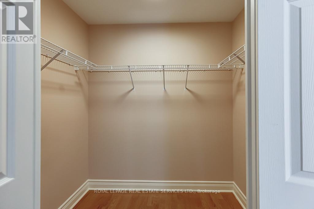 101 - 30 Anglesey Boulevard, Toronto, Ontario  M9A 3B5 - Photo 28 - W12471579