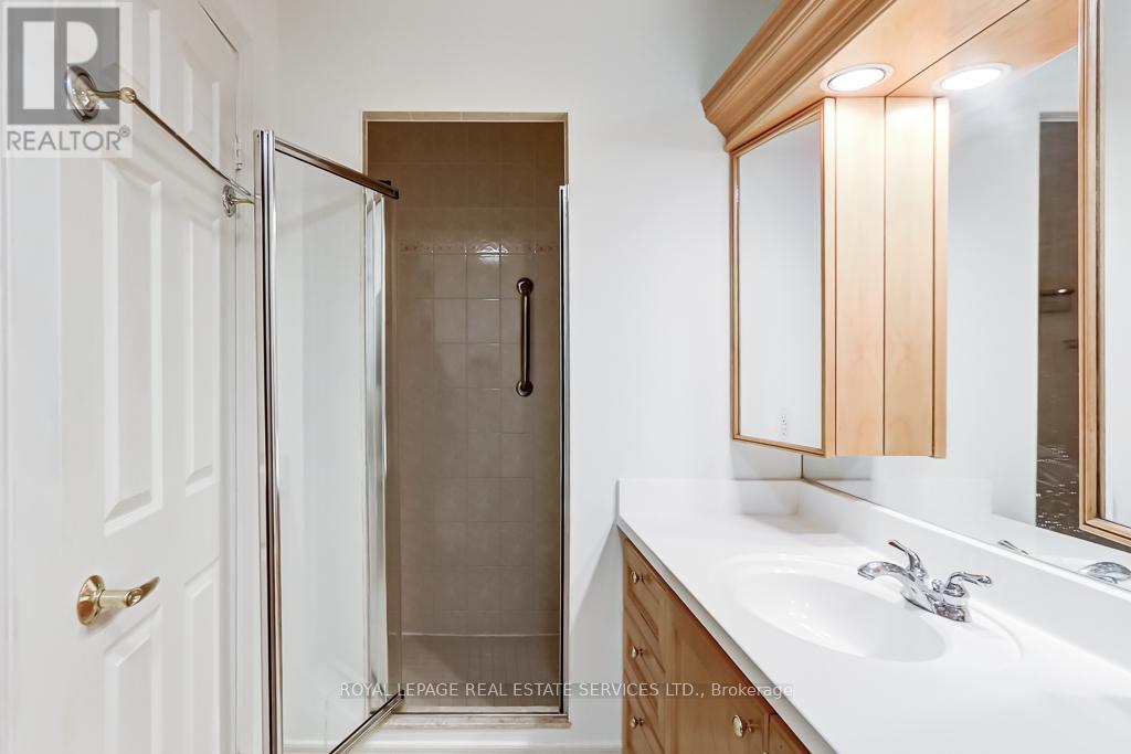 101 - 30 Anglesey Boulevard, Toronto, Ontario  M9A 3B5 - Photo 31 - W12471579