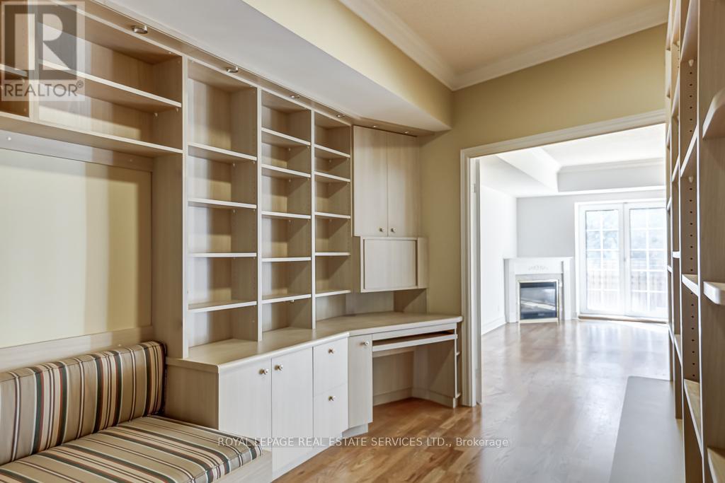 101 - 30 Anglesey Boulevard, Toronto, Ontario  M9A 3B5 - Photo 22 - W12471579