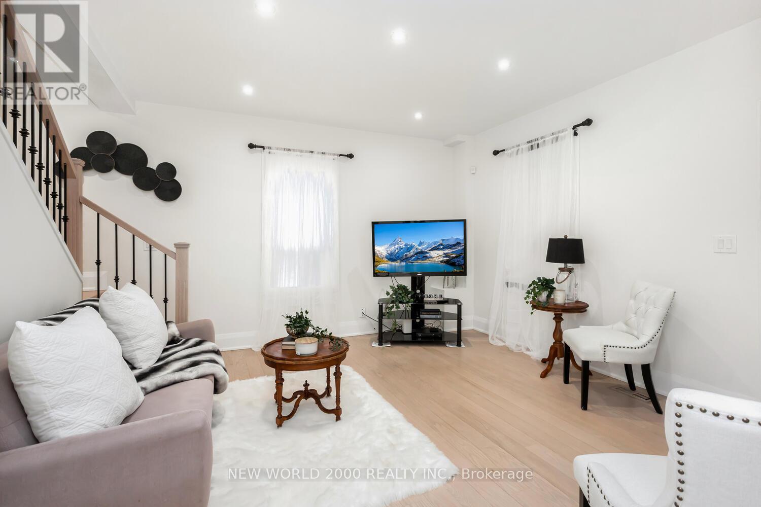 8071 Kipling Avenue, Vaughan, Ontario  L4L 2A2 - Photo 8 - N12471645