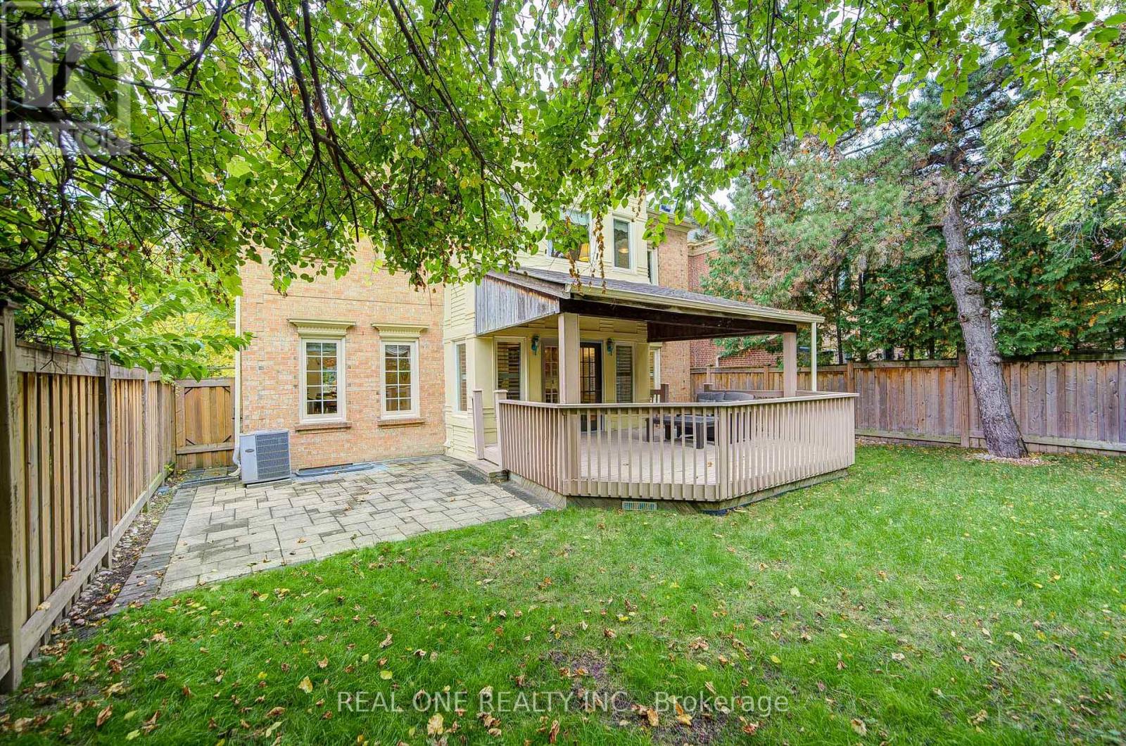 75 Willett Crescent, Richmond Hill, Ontario  L4C 7W5 - Photo 49 - N12471655