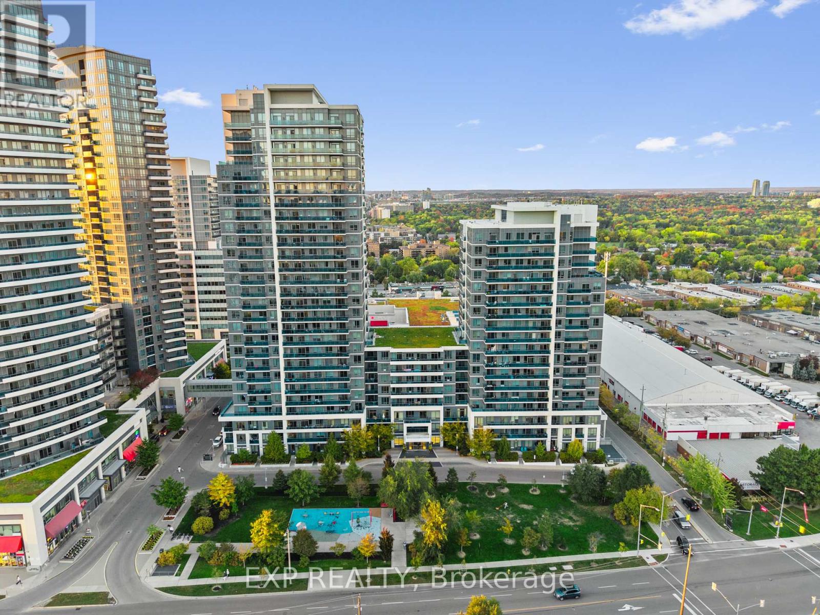 1011 - 7167 YONGE STREET, Markham, Ontario