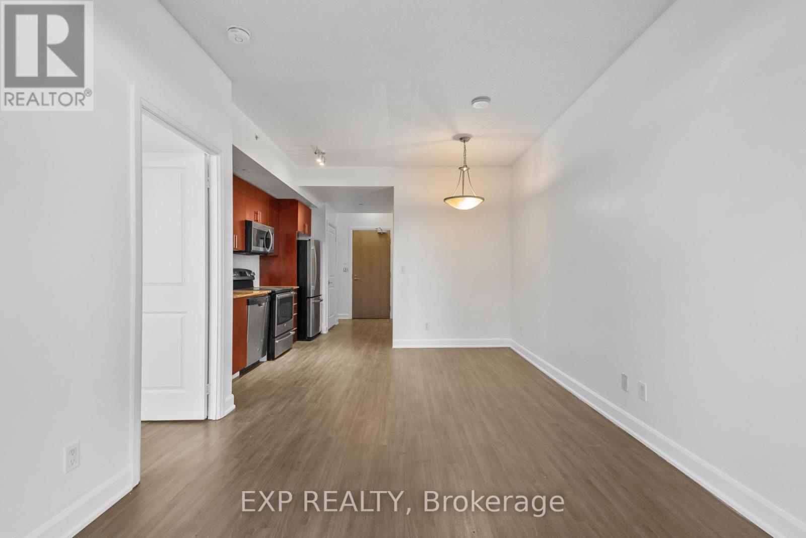 1011 - 7167 Yonge Street, Markham, Ontario  L3T 0E1 - Photo 4 - N12471662