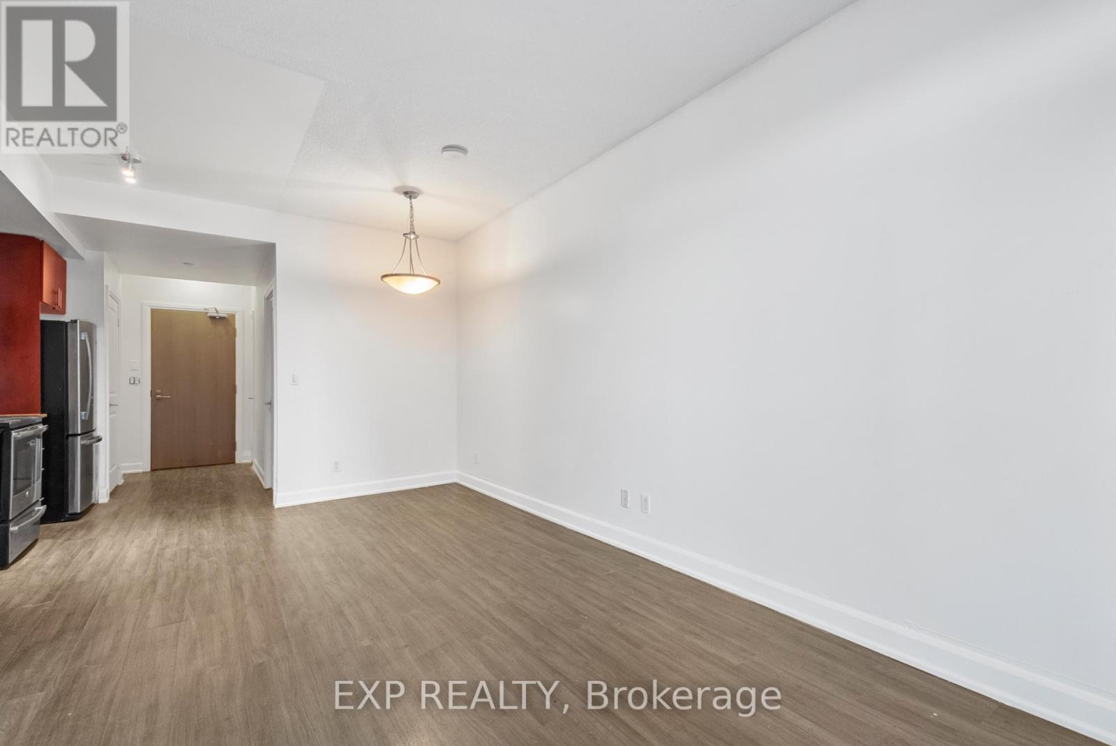 1011 - 7167 Yonge Street, Markham, Ontario  L3T 0E1 - Photo 5 - N12471662