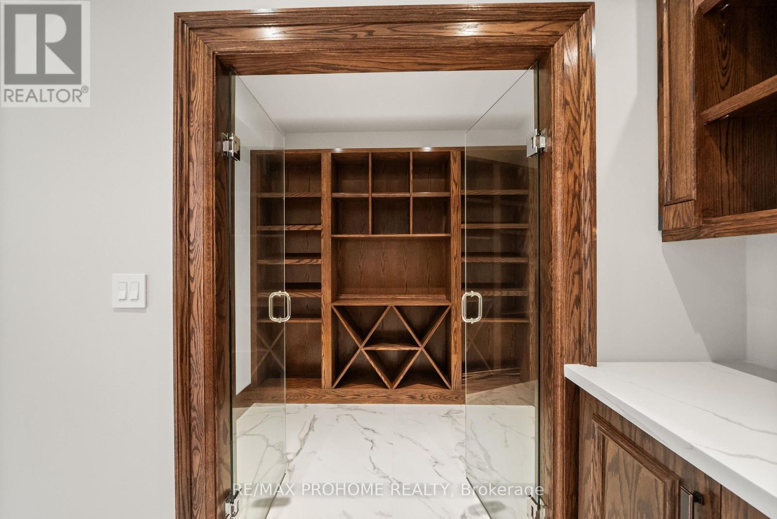 8 Worsley Court, Markham, Ontario  L3R 1V4 - Photo 47 - N12471667