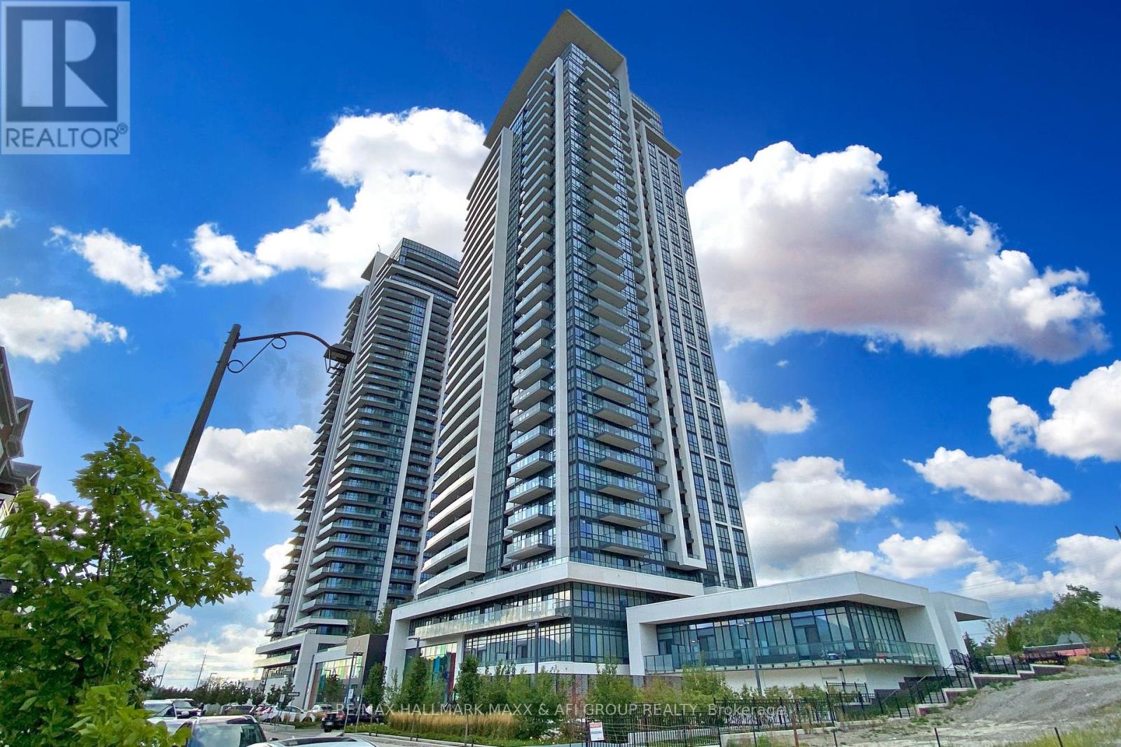 1207 - 12 Gandhi Lane, Markham, Ontario  L3T 0G8 - Photo 2 - N12471690