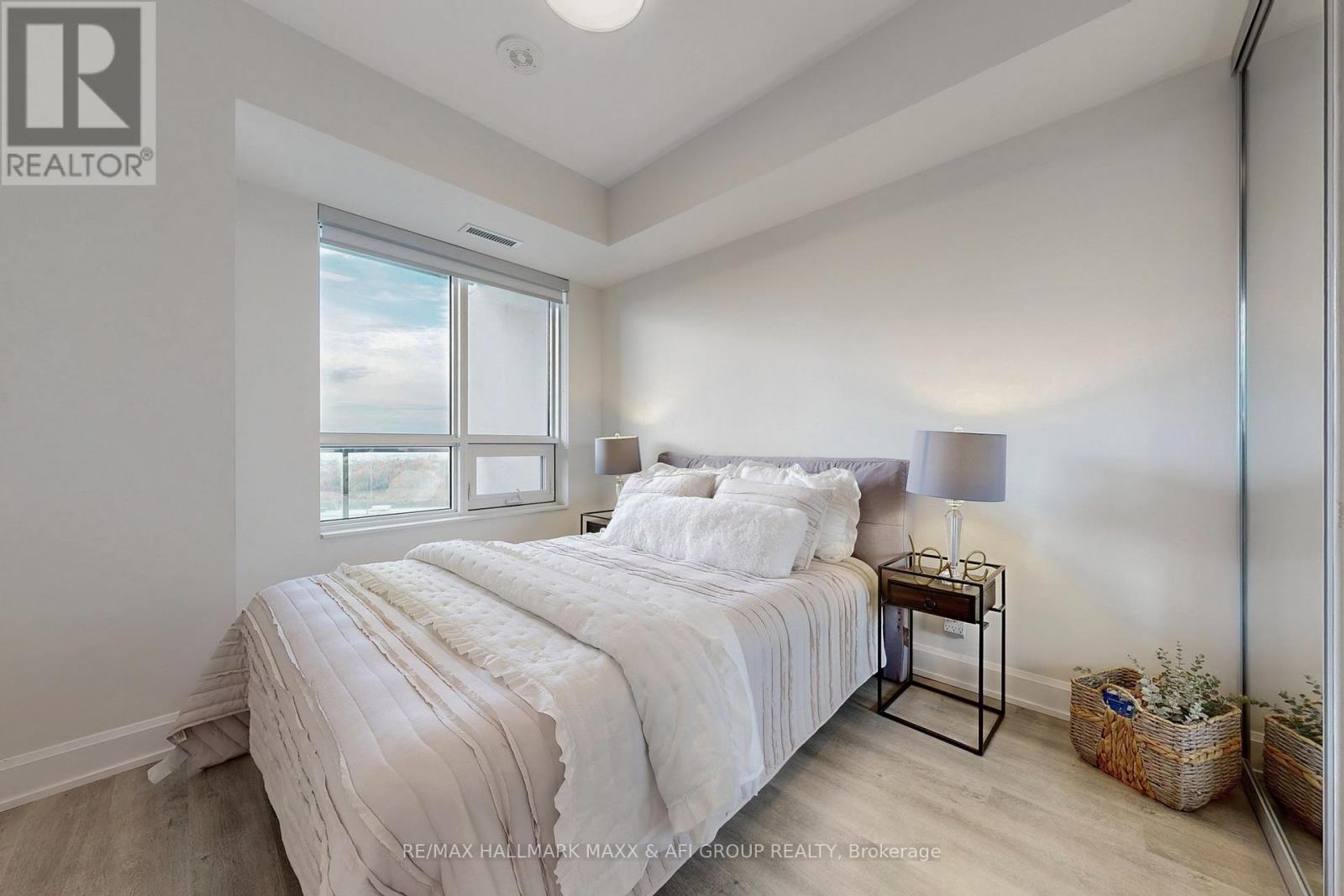 1207 - 12 Gandhi Lane, Markham, Ontario  L3T 0G8 - Photo 21 - N12471690